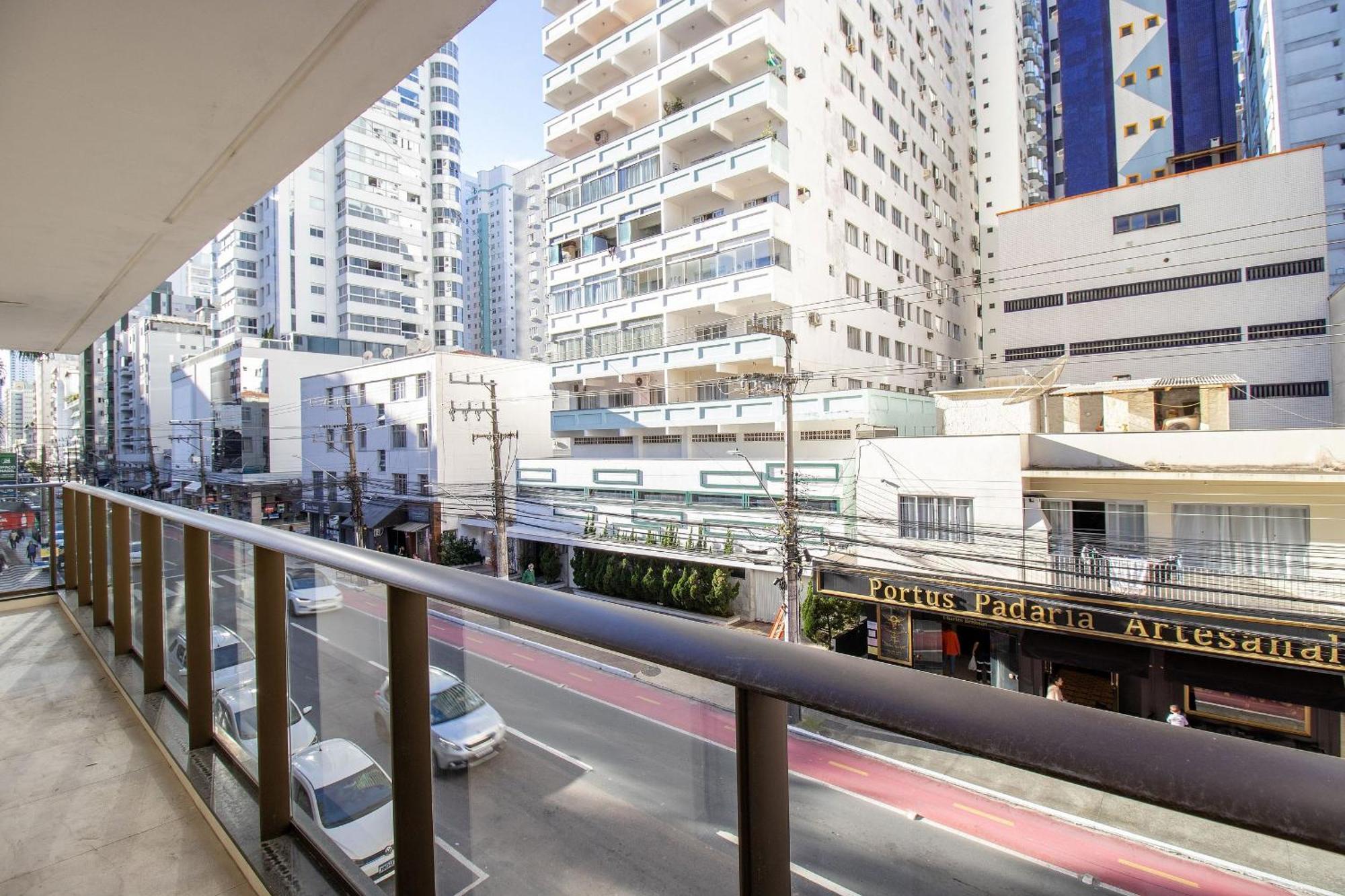 Mau21 - Av. Brasil. 3 Dorm, Climatizado, Churrasq Apartamento Balneario Camboriu