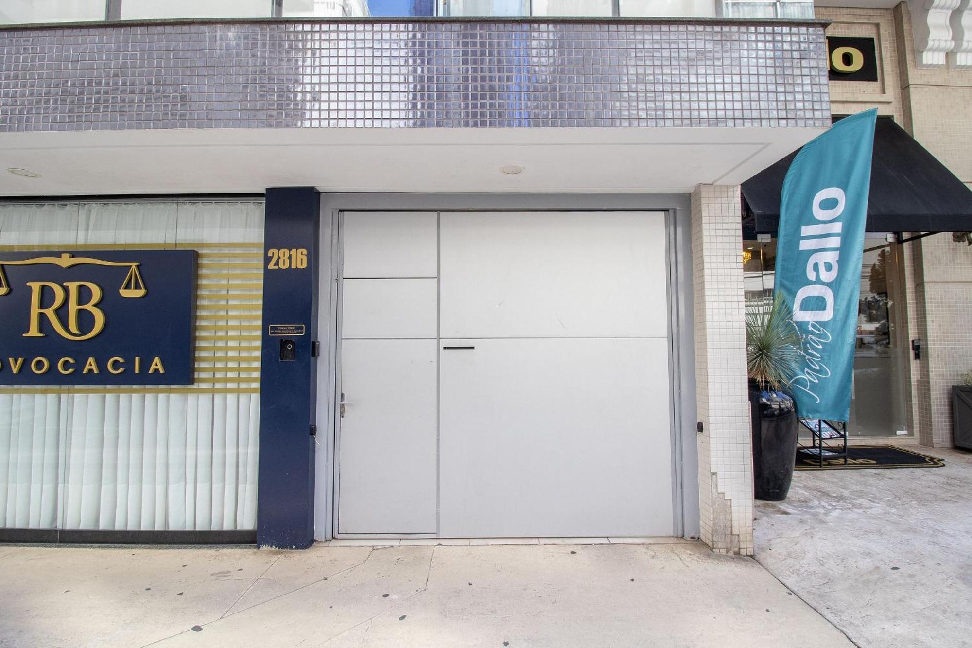 Mau21 - Av. Brasil. 3 Dorm, Climatizado, Churrasq Apartamento *