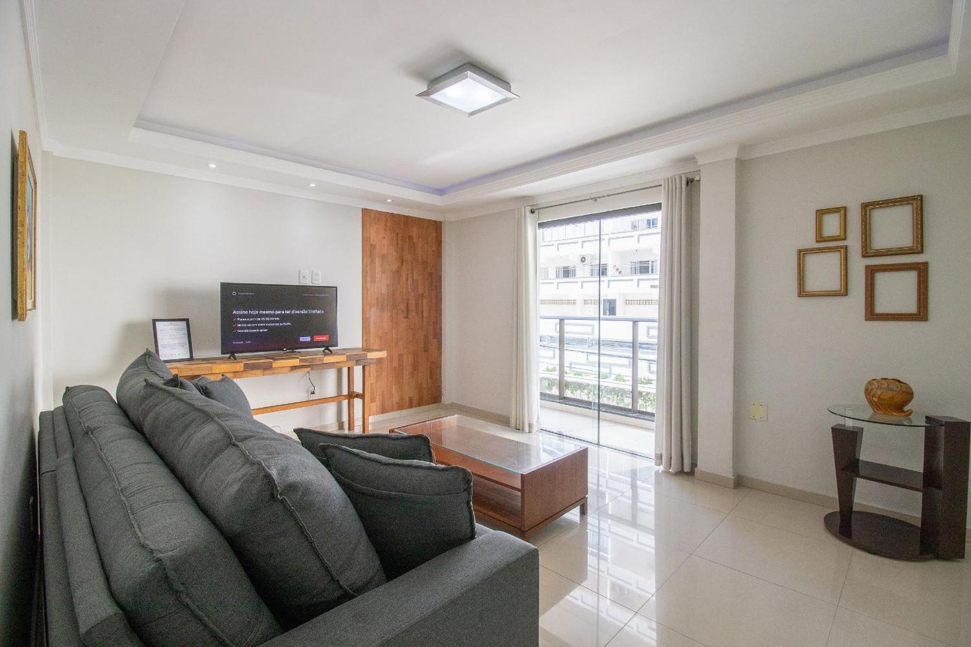 Mau21 - Av. Brasil. 3 Dorm, Climatizado, Churrasq Apartamento *