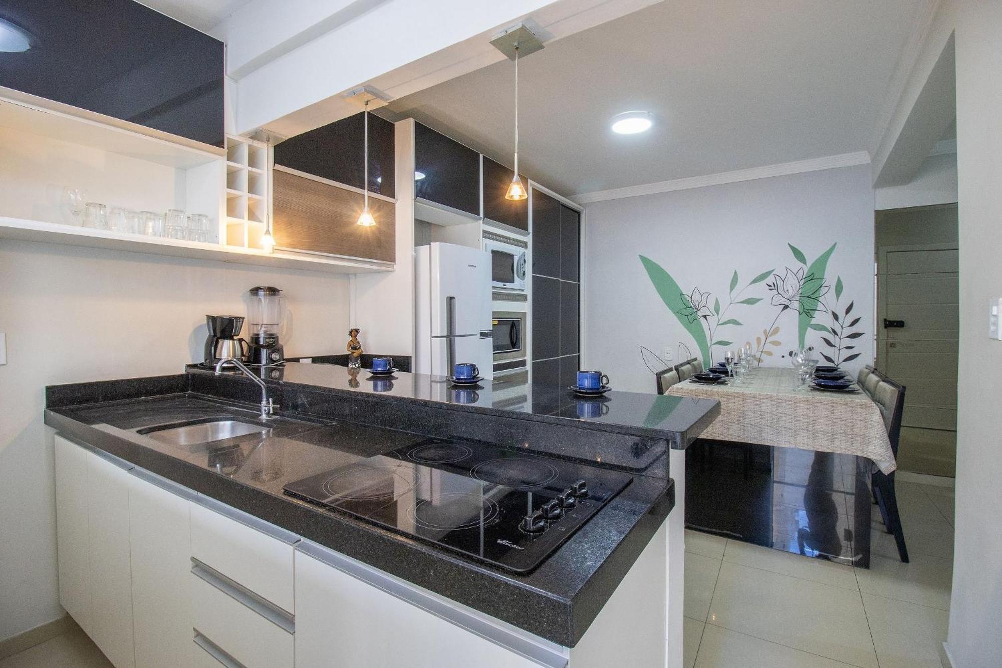 Mau21 - Av. Brasil. 3 Dorm, Climatizado, Churrasq *